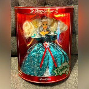 Vintage Happy Holidays Barbie 1995